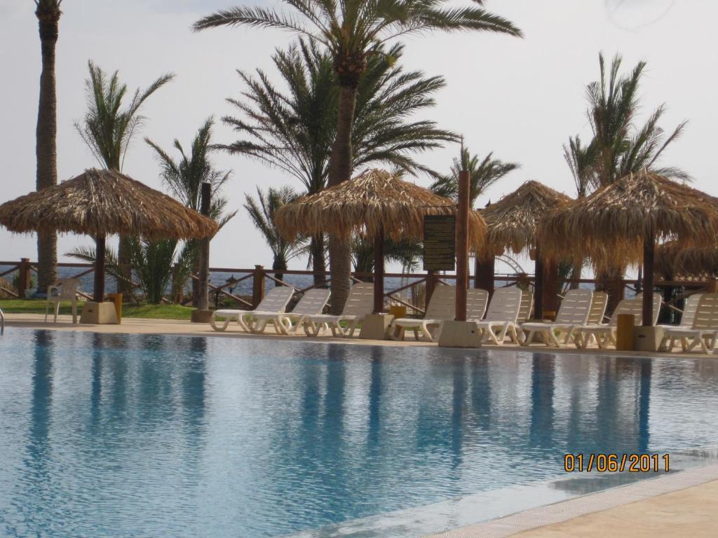 Sawary Beach Hotel Batroun Exterior photo