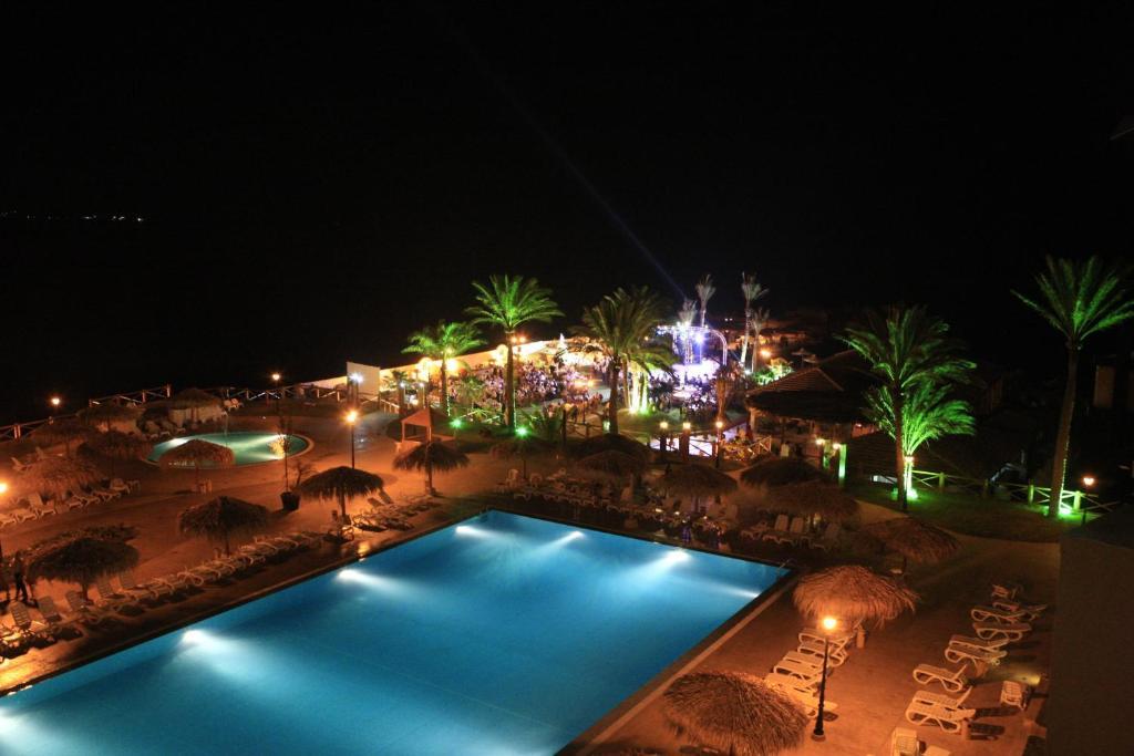 Sawary Beach Hotel Batroun Exterior photo