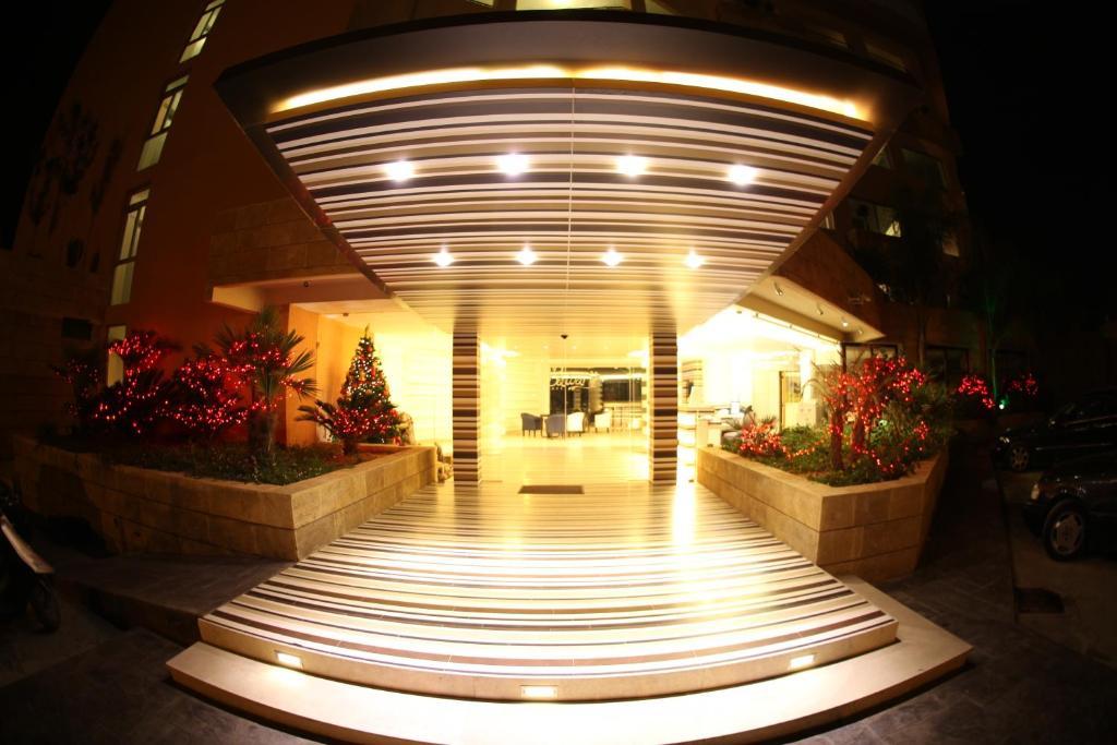 Sawary Beach Hotel Batroun Exterior photo