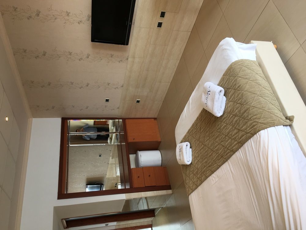 Sawary Beach Hotel Batroun Exterior photo