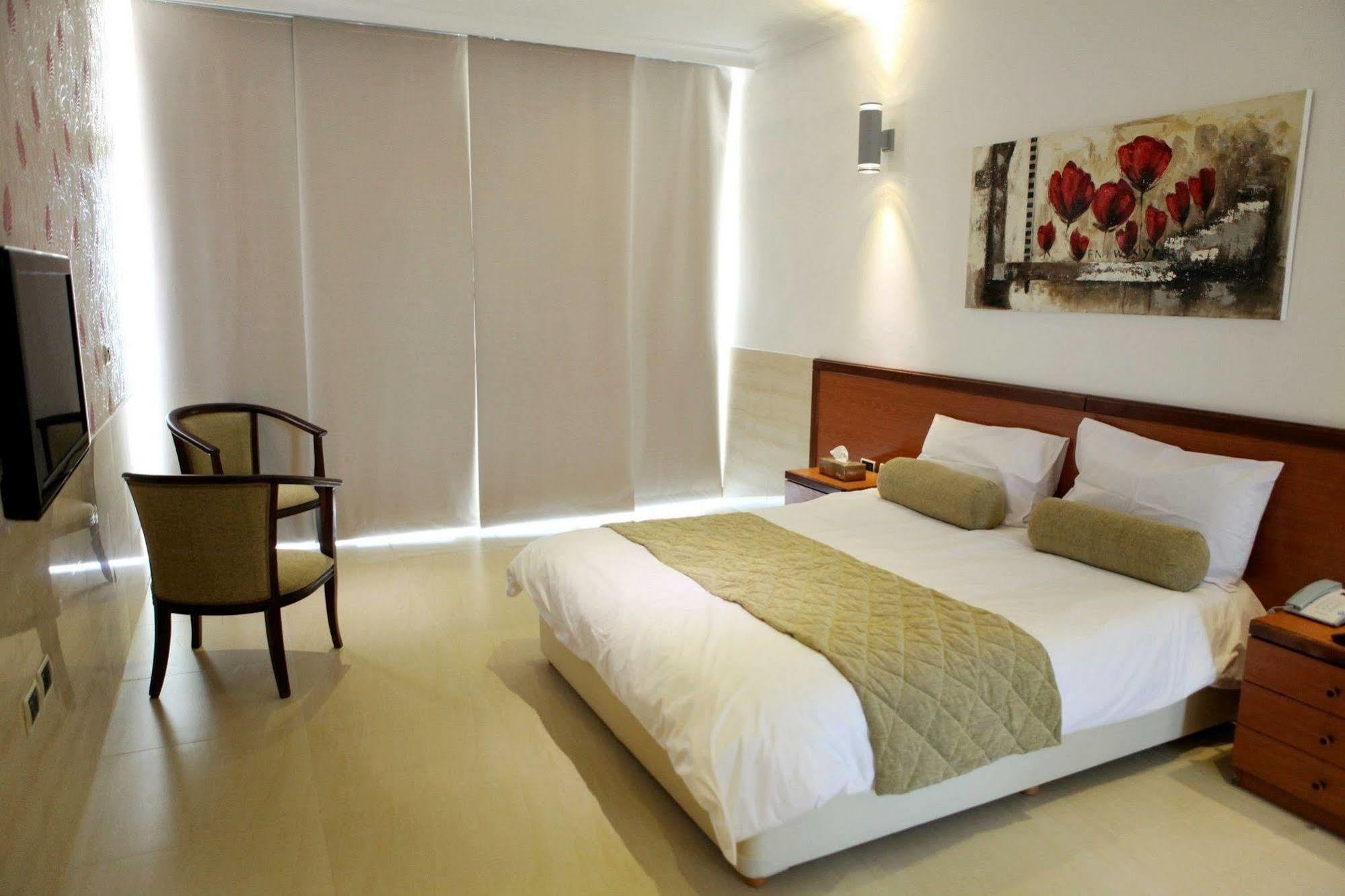 Sawary Beach Hotel Batroun Exterior photo